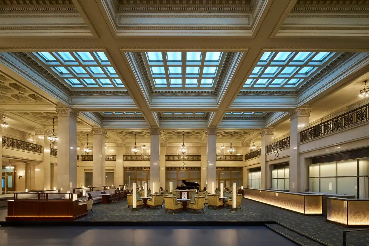 大日本印刷 重要文化財「明治生命館」のブランディング・施設運営を支援