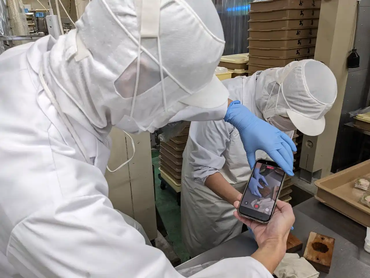 【お亀堂】 Z世代の挑戦が、老舗和菓子に“バズる”風を吹き込む― 現場発！動画で仕掛ける、Z世代×和菓子のエンタメ革命 ―