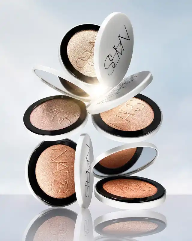 【NARS JAPAN】 NARSを代表するライトリフレクティングコレクションより、新感覚のルミナイジングパウダーが登場!本日予約開始