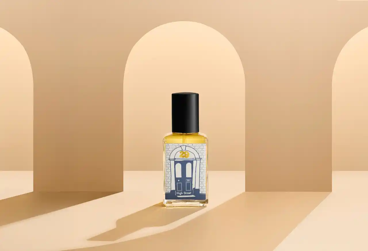 【LUSHプレスリリース】あのラッシュの店舗の香りを再現？「29ハイストリート パフューム」がはじめて日本でも登場。2025年7月24日（木）より全国発売開始