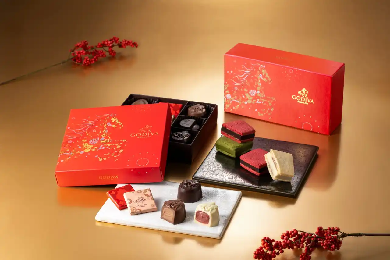 【ゴディバ ジャパン株式会社】 2026年の干支「午」をデザインした特別なコレクション！　「ゴディバ ニューイヤー コレクション」