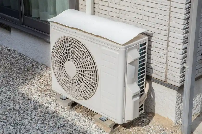 幅調整可能な簡単マグネット取付室外機カバーが12月下旬発売