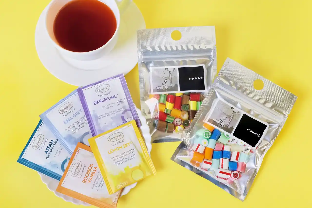 【株式会社PAPABUBBLE JAPAN】 ※配信時間未定※　PAPABUBBLE × ロンネフェルト　香りと味わいを楽しむ、キャンディと紅茶のプレミアムギフトが登場　10月20日（月）よりPAPABUBBLE公式サイトにて発売