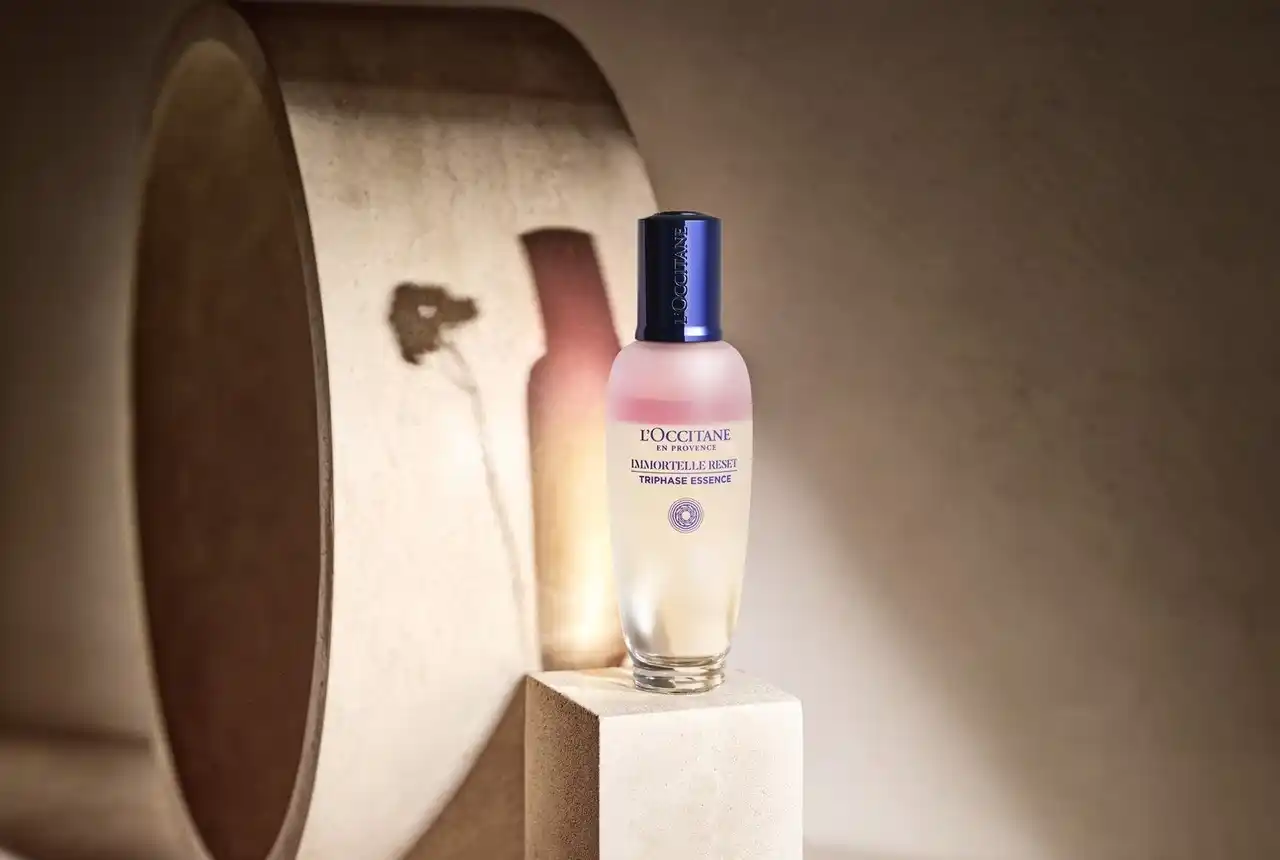 【ロクシタンジャポン株式会社】 ストレス＊1に立ち向かう肌に、革新の一滴を。 新「イモーテル リセットトリプルエッセンス」2025年9月3日（水）リニューアル発売