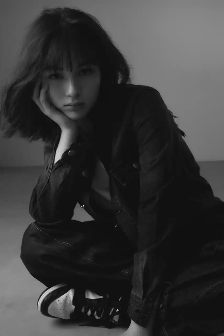 【株式会社gutta】 SNSで「AI実写化」と話題の現役高校生・二階堂アリス（17）がクリエイティブ・エージェンシー「gutta」とマネジメント契約締結。171cmの圧倒的スタイルで次世代アイコンへ