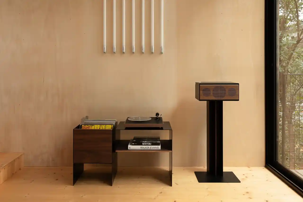 フランス発デザインオーディオブランド「La Boite Concept」より新作ターンテーブルが8/27より販売開始