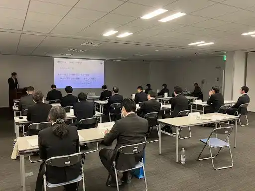 【山梨県×イマジナ】知事と次世代リーダー9名が本音で語り合う！「調整役」から「突破者」へ、県庁組織を変革する『高度人材養成研修II』最終発表会を開催