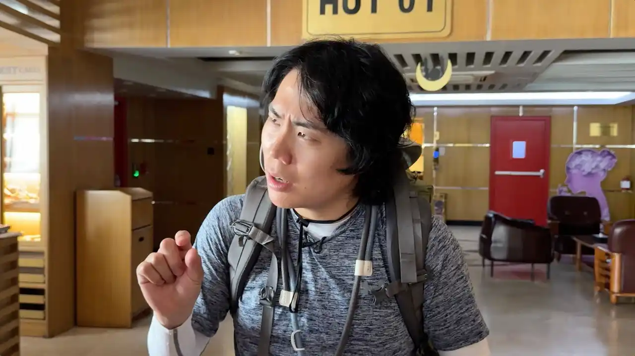 【ABEMA】 令和ロマン・くるま、海外富裕層向けホテルの取締役に意外なお願い「もしできれば…」 海外ロケ中に突如鳴り響く破裂音…M-1王者にまさかの衝撃ハプニング発生／『世界の果てに、くるま置いてきた』#7