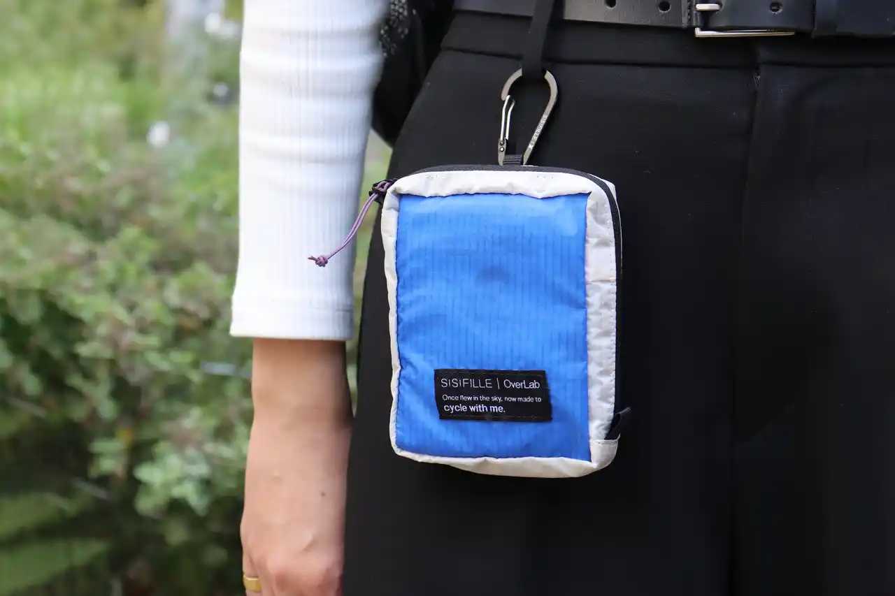 【株式会社ビヨンクール】 SISIFILLE × OverLab - シシフィーユ10周年記念コラボポーチ/めぐる素材、めぐるやわらかさ。生理用ナプキンポーチ「cyclewith me」発売