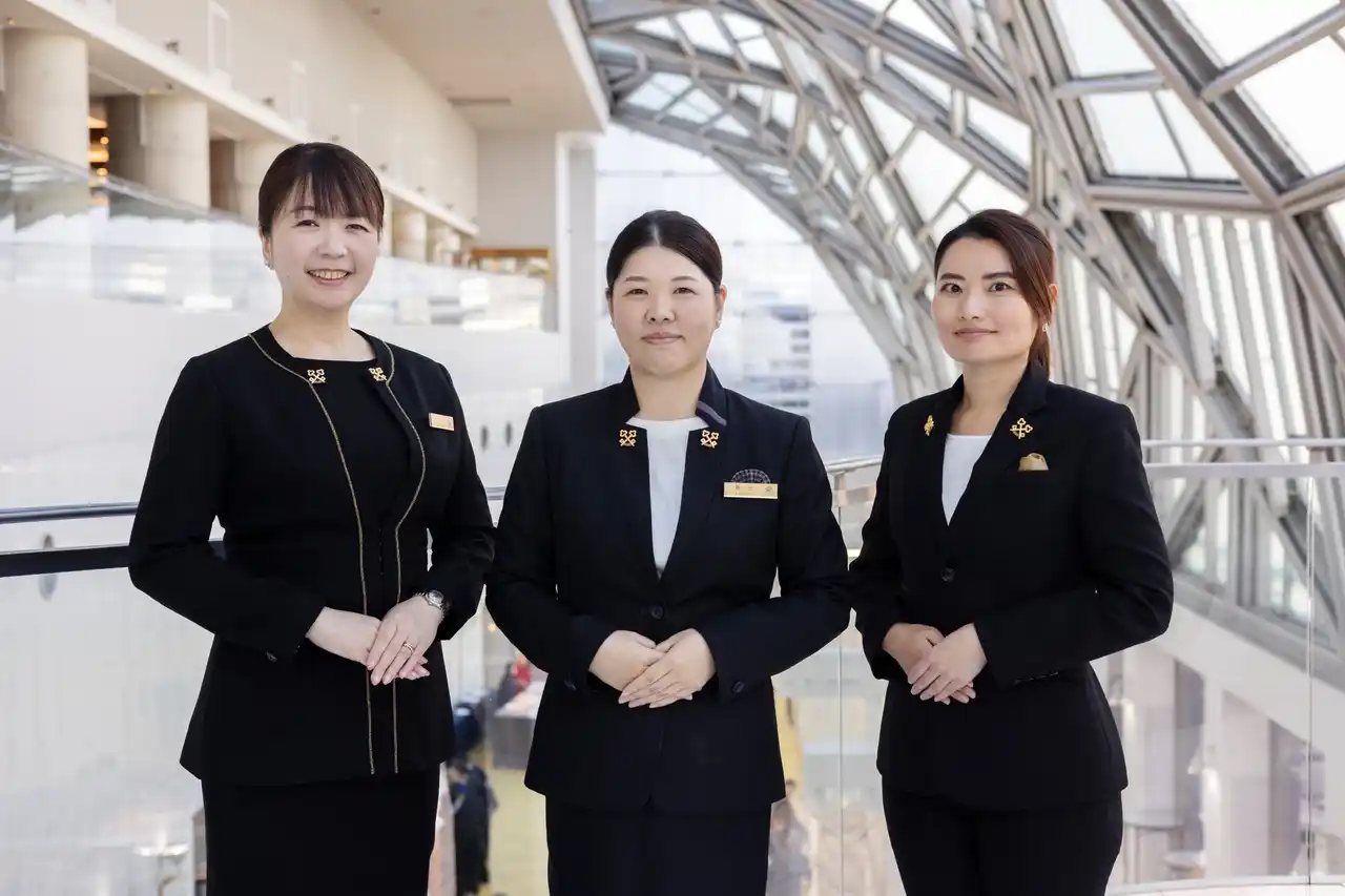 【ホテルグランヴィア京都】ホテルコンシェルジュ最高峰のレ・クレドールに新たなメンバーが誕生！