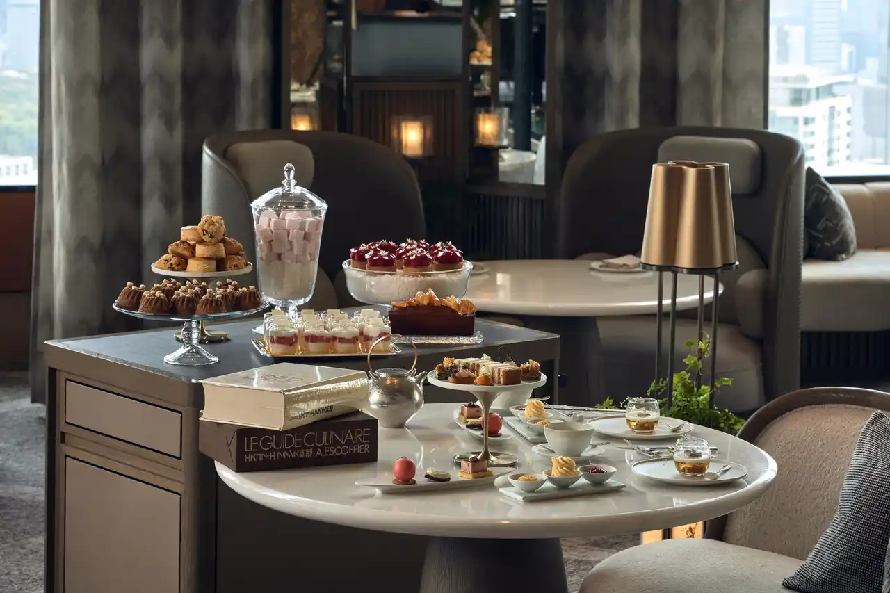 【マリオット・インターナショナル　ジャパン】 【ザ・リッツ・カールトン東京】伝統的なアフタヌーンティーとエスコフィエの料理哲学に着想を得た「グランクラシックアフタヌーンティー」が期間限定で登場
