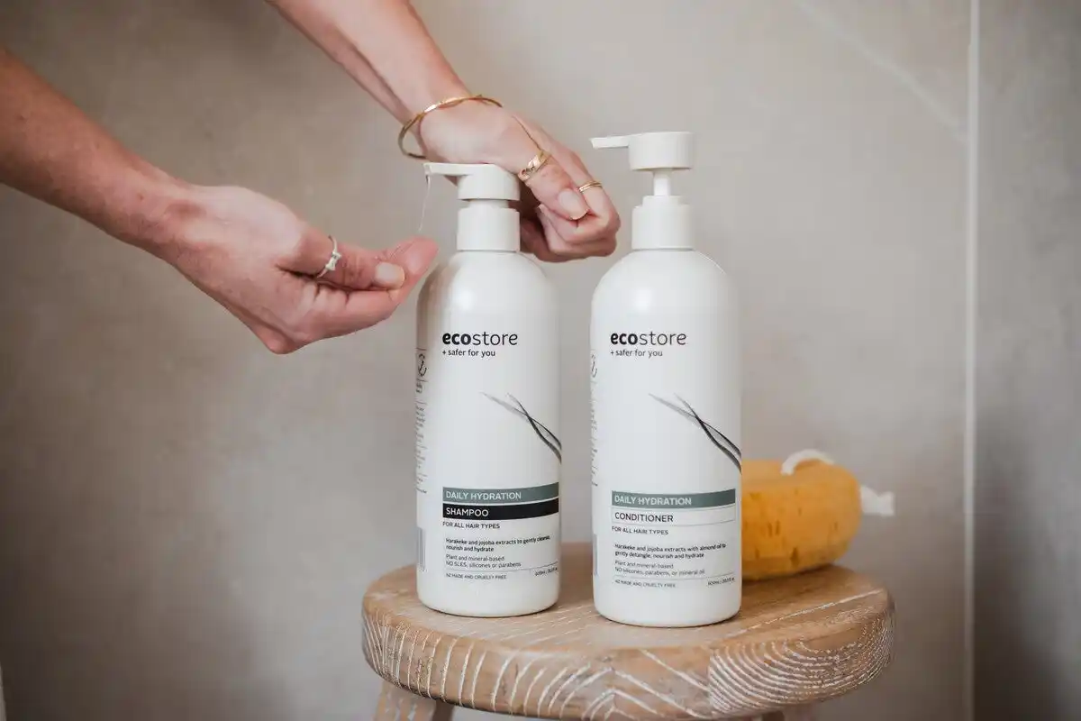 【株式会社マッシュホールディングス】 【エコストア】大自然のうるおいを毎日の髪へ　リキッドタイプのヘアケアシリーズがボトルデザインを一新し、9月2日より順次発売