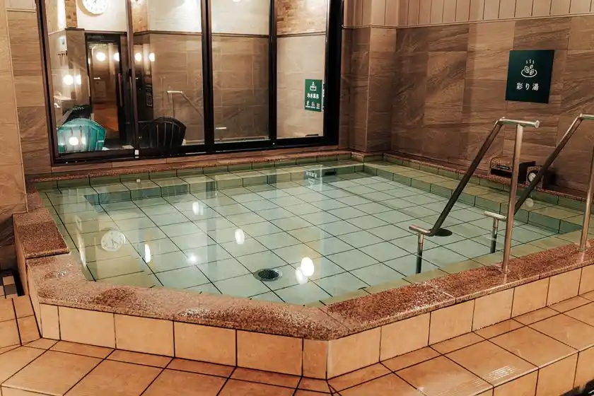 浴室(内風呂：彩り湯)