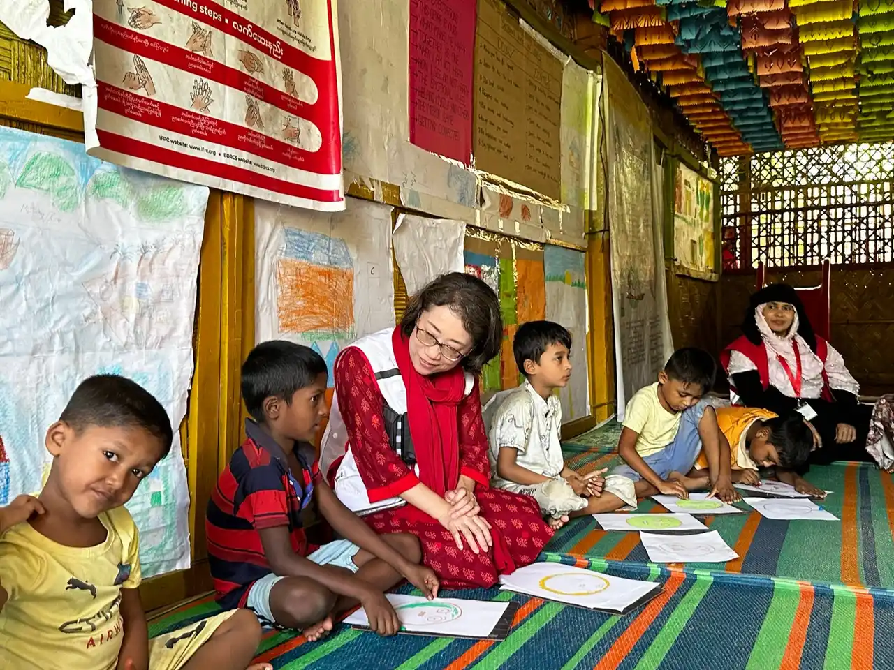 【日赤】 ミャンマーからの避難民、バングラデシュへの大量流入から８年　支援の現場と中高生が語る“今”