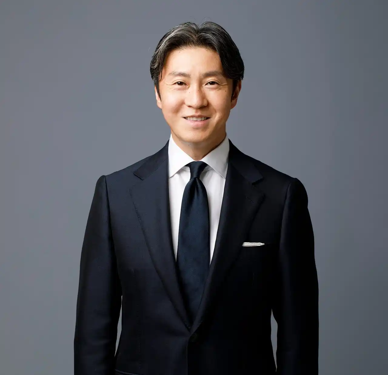 【株式会社福光屋】 創業400年の節目、新代表取締役社長に福光太一郎が就任