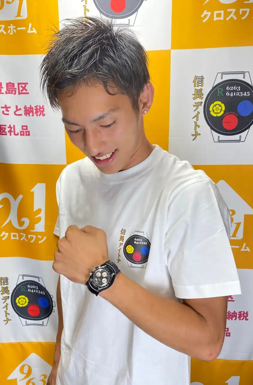 【株式会社クロスワン】 エアコンメンテナンスのプロフェッショナル・齋藤空調設備 代表 齋藤拓海氏、「信長デイトナ」を特設スタジオにて体験