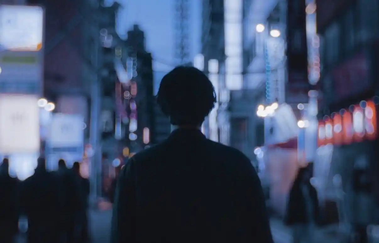 Uru、ニューアルバム 『tone』 収録曲「さすらいの唄」MV公開　日常の断片に浮かび上がる人生の歩みを描く