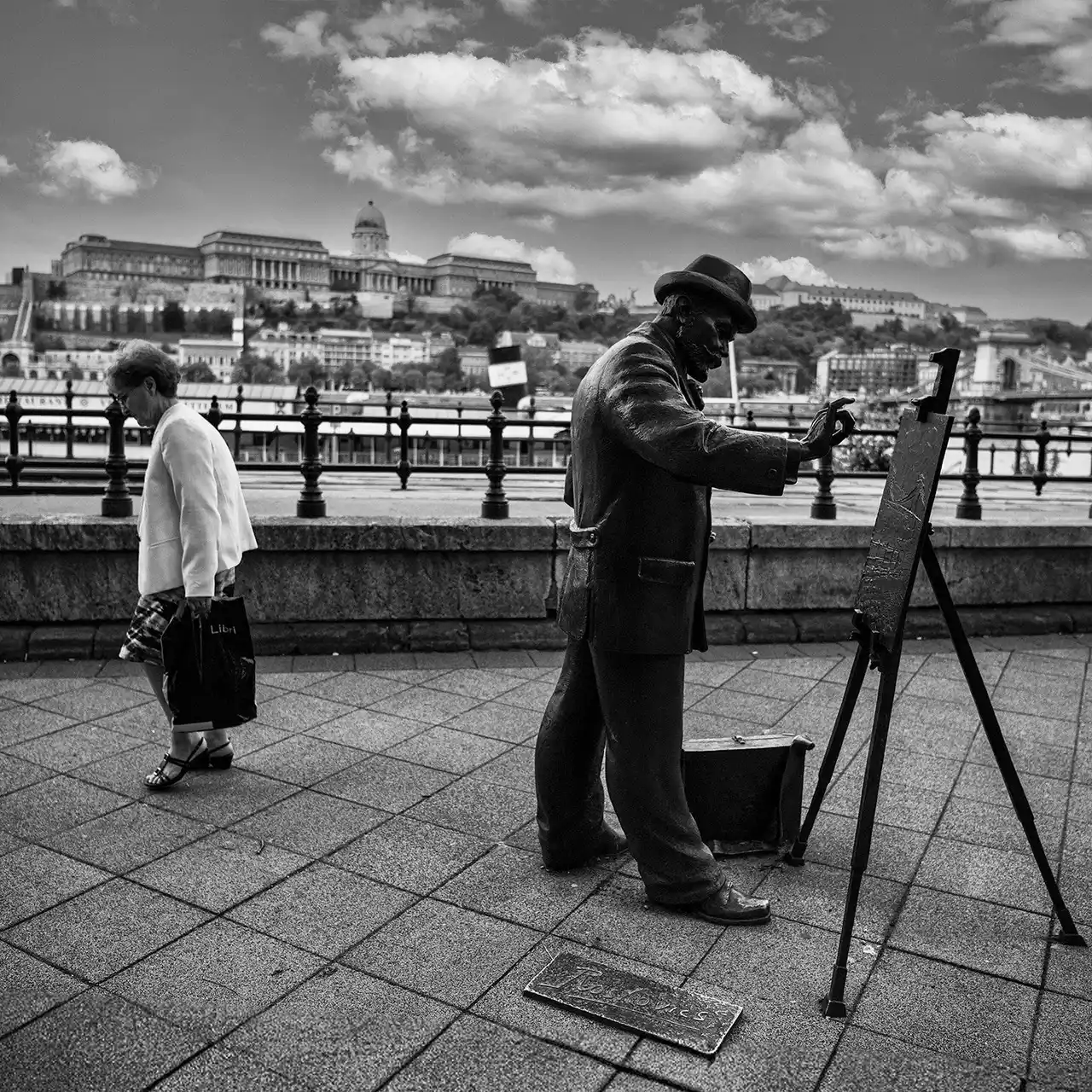 【株式会社アイデム】 アイデムフォトギャラリー［シリウス］田崎龍一　写真展「ハンガリー　モノクロ寸景」 期間：2025年9月11日（木）～9月17日（水）