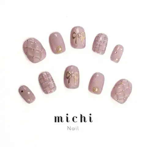 【丸井織物株式会社】 指先にふんわり溶け込む、うるキラピンクネイルが新登場♪