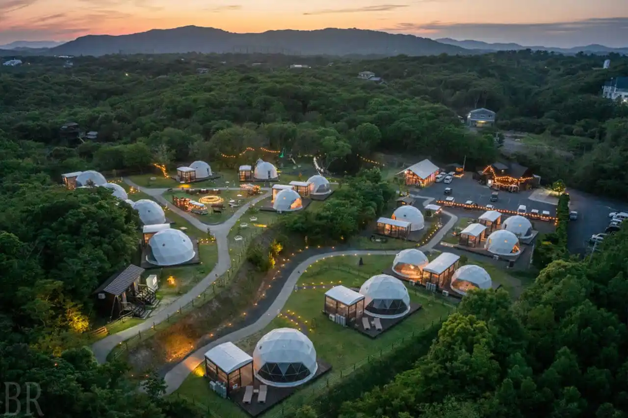 【6周年記念「GLAMP DOME伊勢賢島」】秋のお得なキャンペーン開催！～三重県・伊勢賢島の豊かな自然と豪華BBQを満喫～