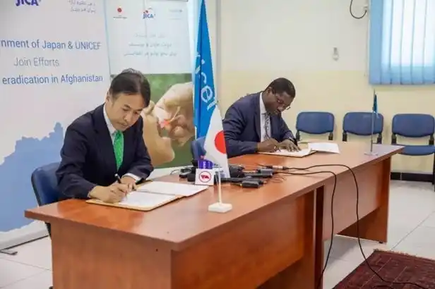 【UNICEF東京事務所】 日本政府、アフガニスタンにおけるポリオ根絶と予防接種強化のため、UNICEFに7億1,400万円の無償資金協力を実施