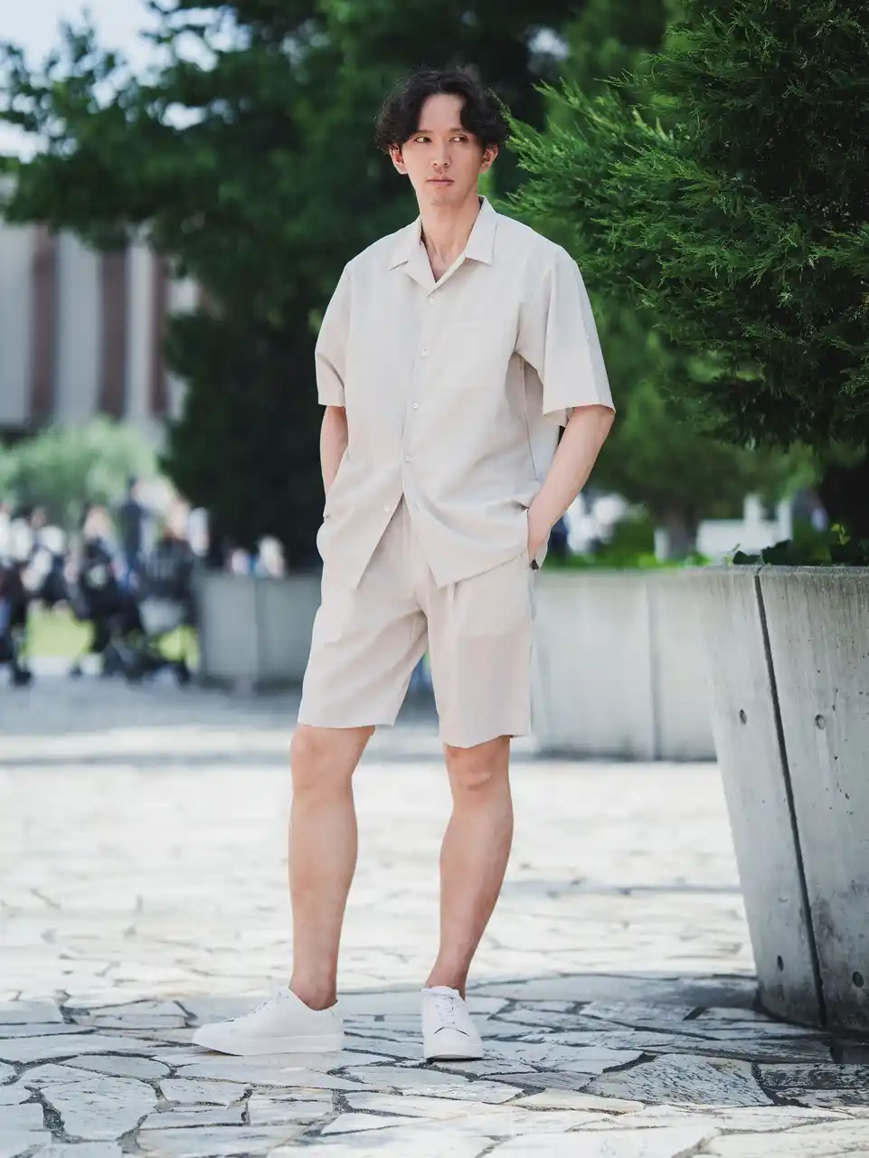 【青山商事】 上品なシルエットで差をつける、ビジネス対応ハーフパンツ登場　カジュアル化が進むビジネスシーンに「スーツスクエア」から新提案！