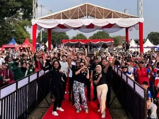 【イオンディライト株式会社】 インドネシア王族もエール！ジョグジャカルタで『スポGOMI』開催