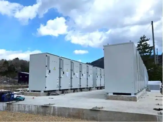 【日本蓄電池株式会社】兵庫県豊岡市にて系統用蓄電施設「NC豊岡市但東町蓄電所」蓄電池設置開始