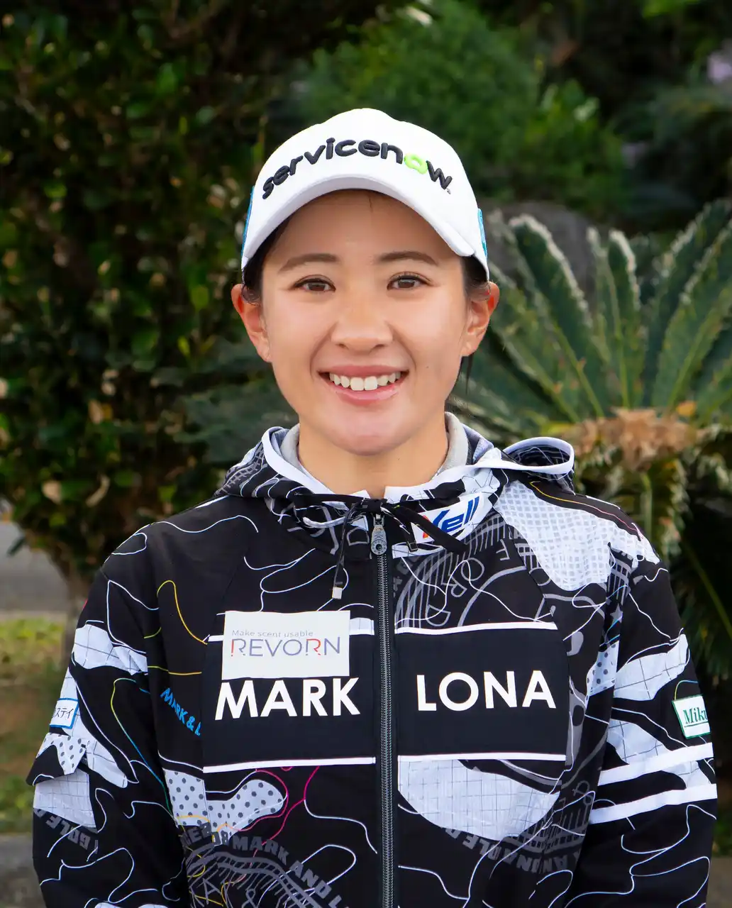 【レボーン】当社セントアンバサダーの永井花奈選手が女子ゴルフ開幕戦「ダイキンオーキッドレディス」で2位入賞