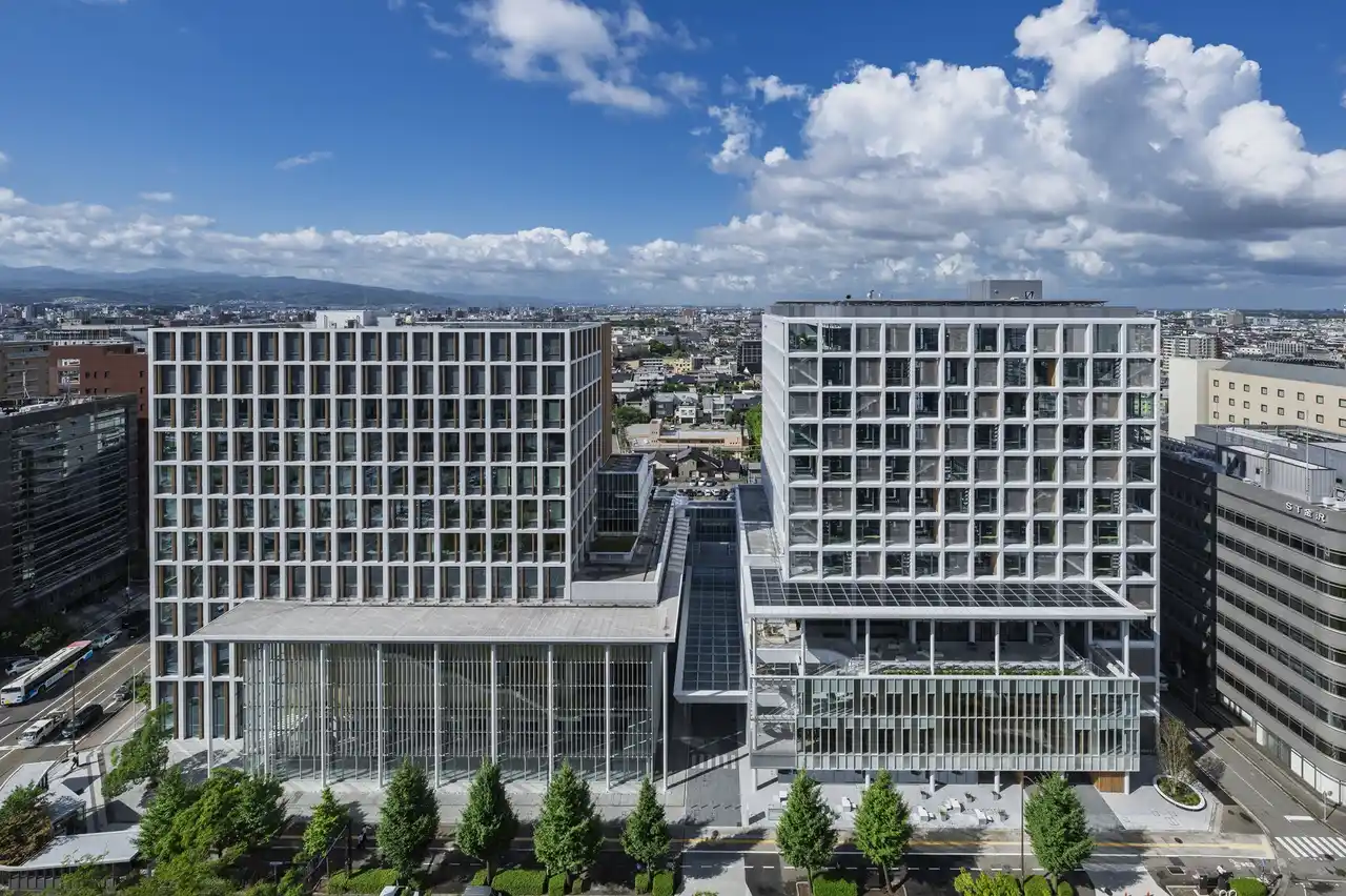 【株式会社三菱地所設計】 内外・半外部に交流を生み出す「Hirooka Terrace」が竣工・開業