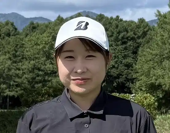 【株式会社ＫＩＳ】 プロゴルファー 荒木　優奈 選手とスポンサー契約を締結