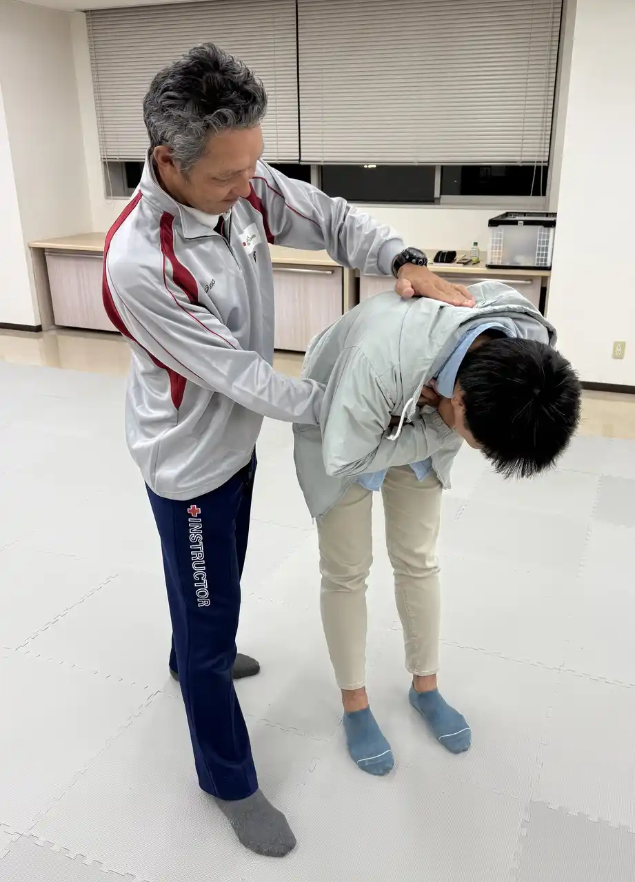 【日本赤十字社神奈川県支部】 お餅の誤嚥や胸骨圧迫の正しいやり方？！応急手当の講習会を開催しました