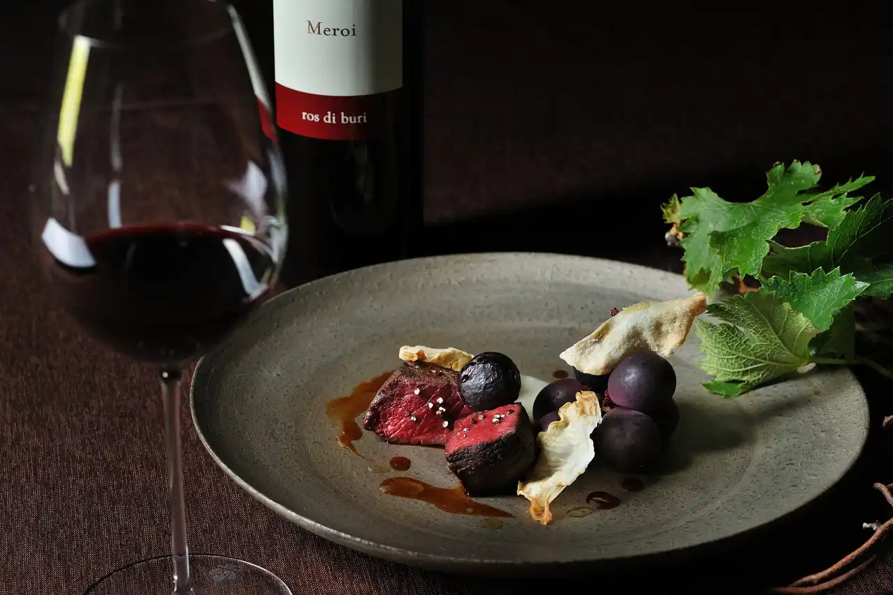 【リゾナーレ】秋の森を、旅するように味わう。大自然の恵みを凝縮した秋限定のディナーコースを提供開始