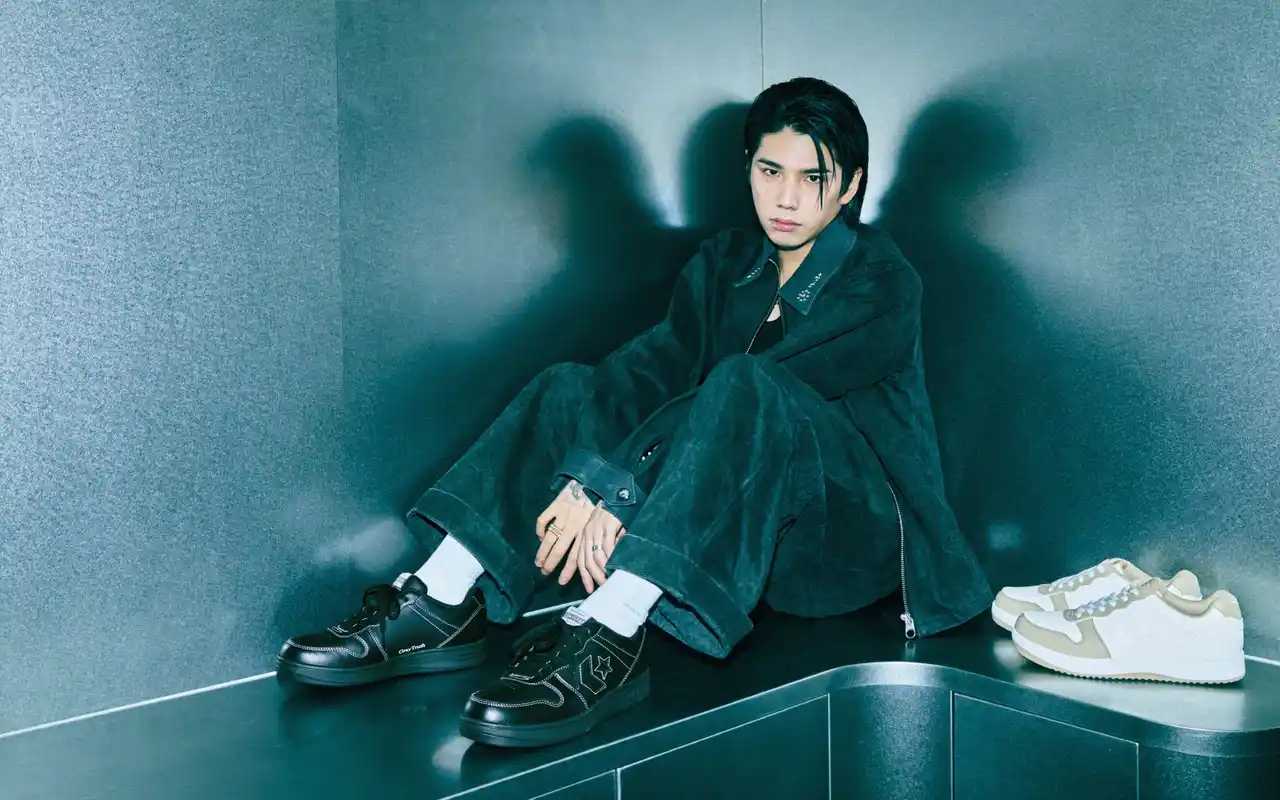 【コンバースジャパン株式会社】 ロックバンド「MY FIRST STORY」の Hiro と CONVERSE のコラボレーションスニーカーが登場！