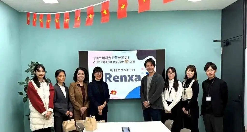 【Renxa株式会社】 グローバル事業拡大のRenxa株式会社 教育機関との共創で外国人材採用を加速 フエ外国語大学から２名入社