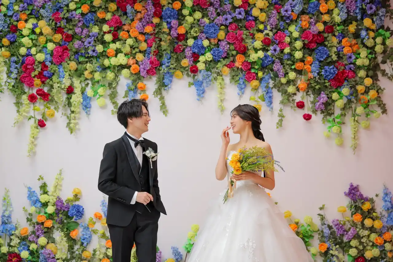 【アイ・ケイ・ケイホールディングス株式会社】 新宿アイランドタワー44Fに、フォト婚やブライダルセレモニー等を行うフォトスタジオ「studio clori.TOKYO新宿店」をオープン！！