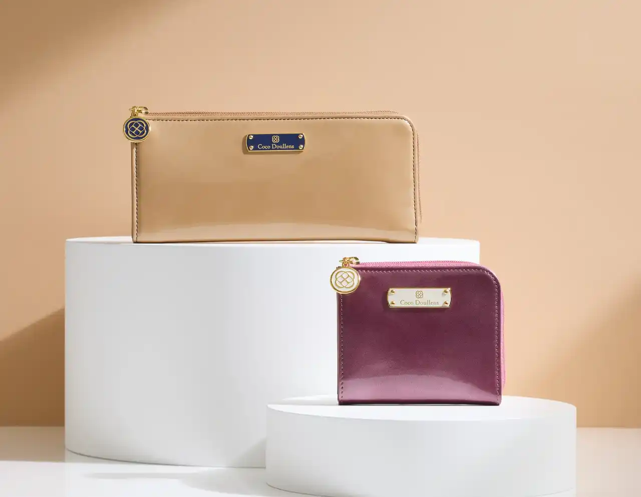 【ココマイスター株式会社】 【ココマイスター】レディースブランド”Coco Doullens”より、エナメル財布２種に新色登場