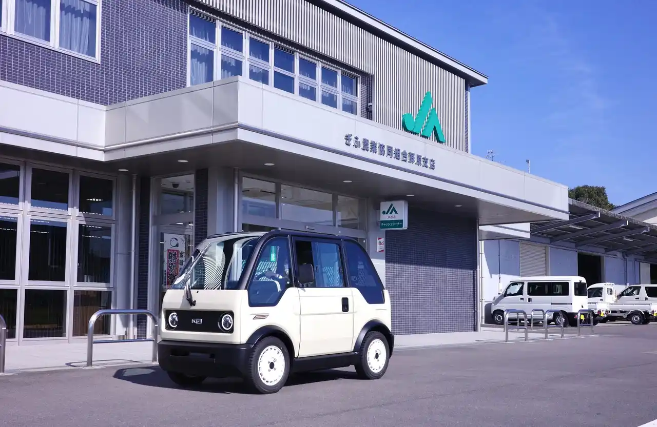【KGモーターズ】 JAぎふにおける業務用二輪の代替を見据えた小型モビリティ「mibot」の導入実証を開始