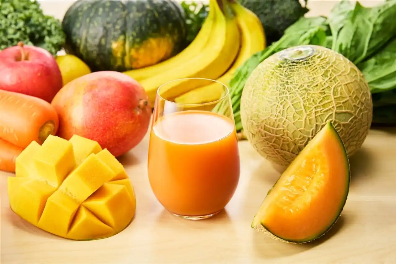 【カゴメ株式会社】 “地産全消”で地域の美味しさを全国に　季節限定「野菜生活100 本日の逸品 北海道富良野メロンミックス」新発売