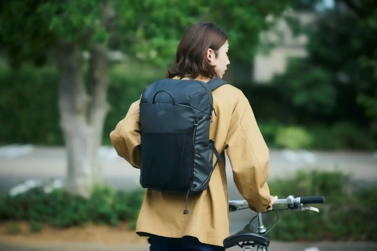 【マムート・スポーツグループジャパン株式会社】 2025年秋冬の新作バックパック「ALTO（アルト）」シリーズが登場。最も過酷な高山登山向けのバックパックで培った技術を注ぎ込んだ特別に軽く、持ち運びやすい、デイリーユースに最適なバックパック。