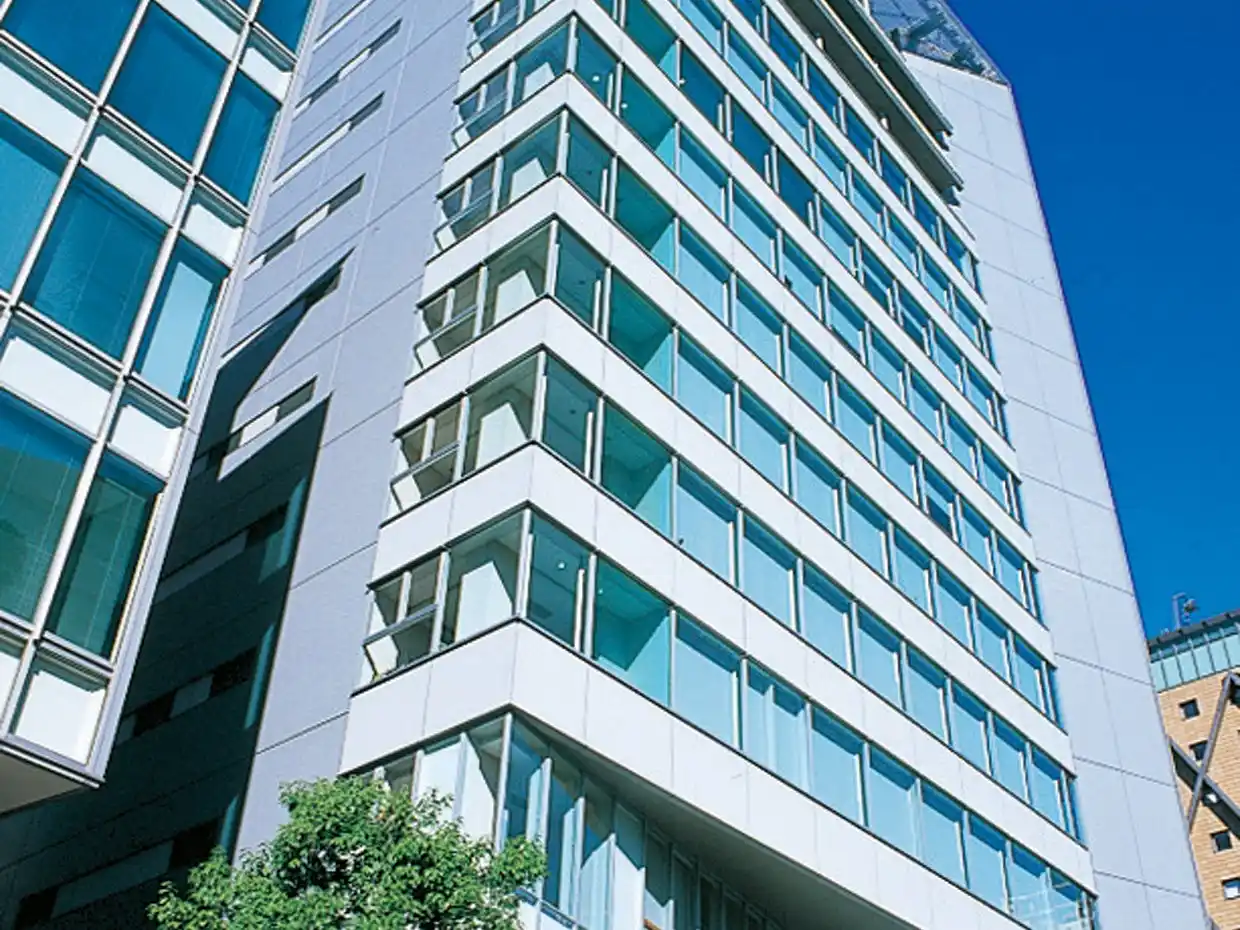 【リンテック株式会社】 再生PET樹脂を100％使用した建物用ウインドーフィルム 暑さ対策に貢献する日射調整タイプを追加