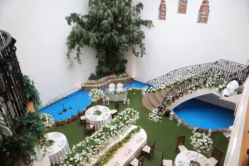 結婚式場を“企業・団体のイベント空間”へ刷新NISHIKIYAグループ、団体旅行、忘新年会・表彰式・式典・同窓会など多様な用途に対応した新プランを提供開始