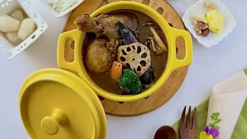 日常の食卓に寄り添う、リアルな食シーン (Instagram投稿: @yu_vin_post )