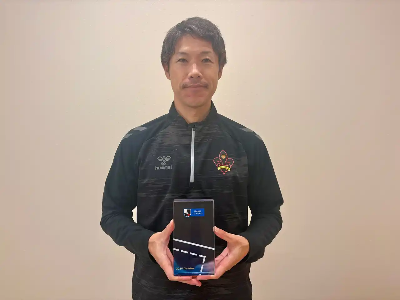 【株式会社石川ツエーゲン】 辻田真輝監督　2025明治安田Ｊ3リーグ10月度「月間優秀監督賞」受賞のお知らせ