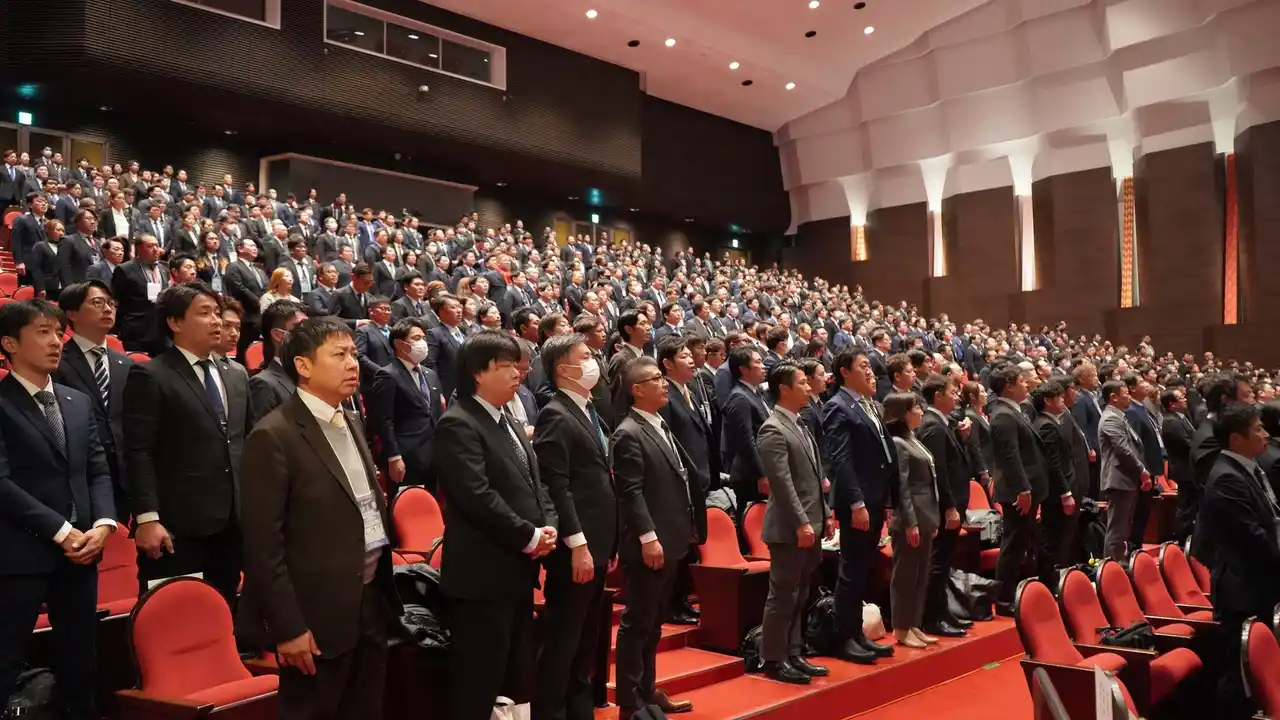 全国の青年経済人 約12,000名が群馬に集結！日本商工会議所青年部 第45回 全国大会「つる舞う形のGUNMAいせさき大会」を開催!!