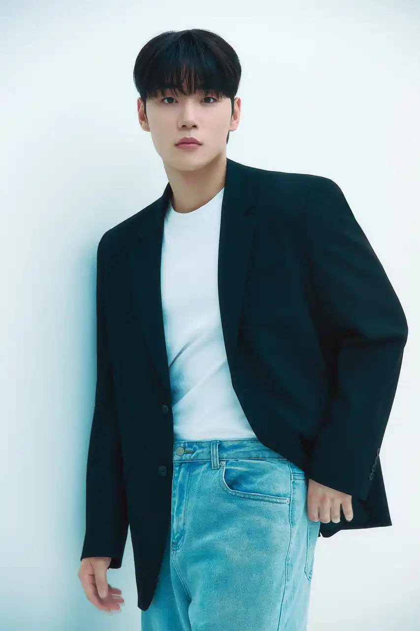 「弱いヒーロー Class 2」出演、韓国俳優イ・ミンジェの日本公式サイトがオープン！