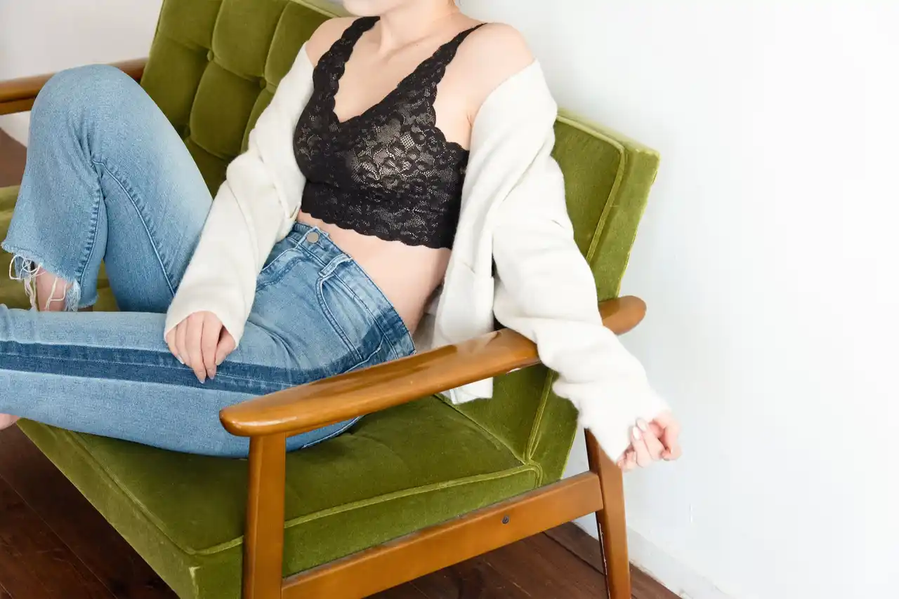 【株式会社エンパイア】 あなたは測ってる？ブラ購入時のサイズ測定、77.7%が「測らない」衝撃の調査結果