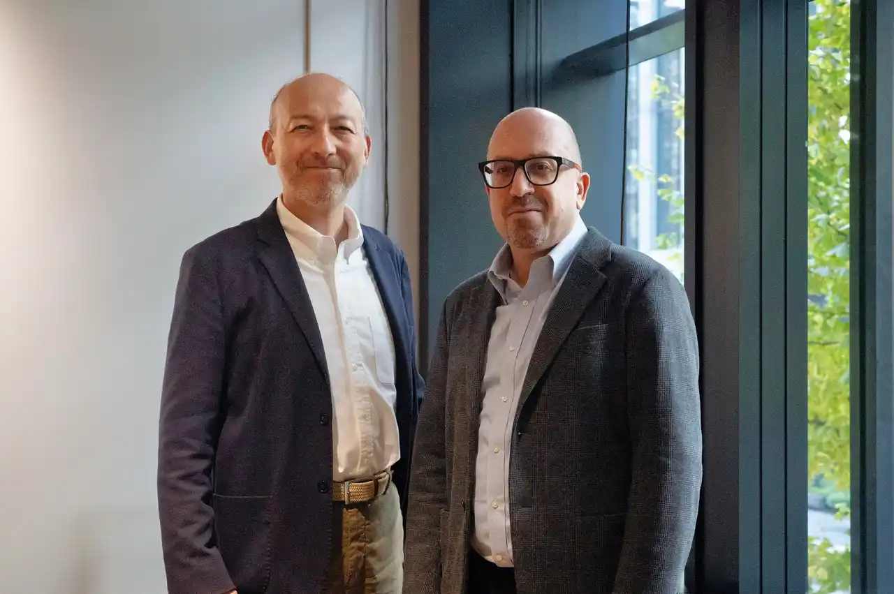 住友商事・ＳＣＳＫグループのコンサル企業Gran Manibusとデジタルエンジニアリング大手EPAMが日本企業へのAI・モダンテクノロジー活用による事業変革支援で協業開始