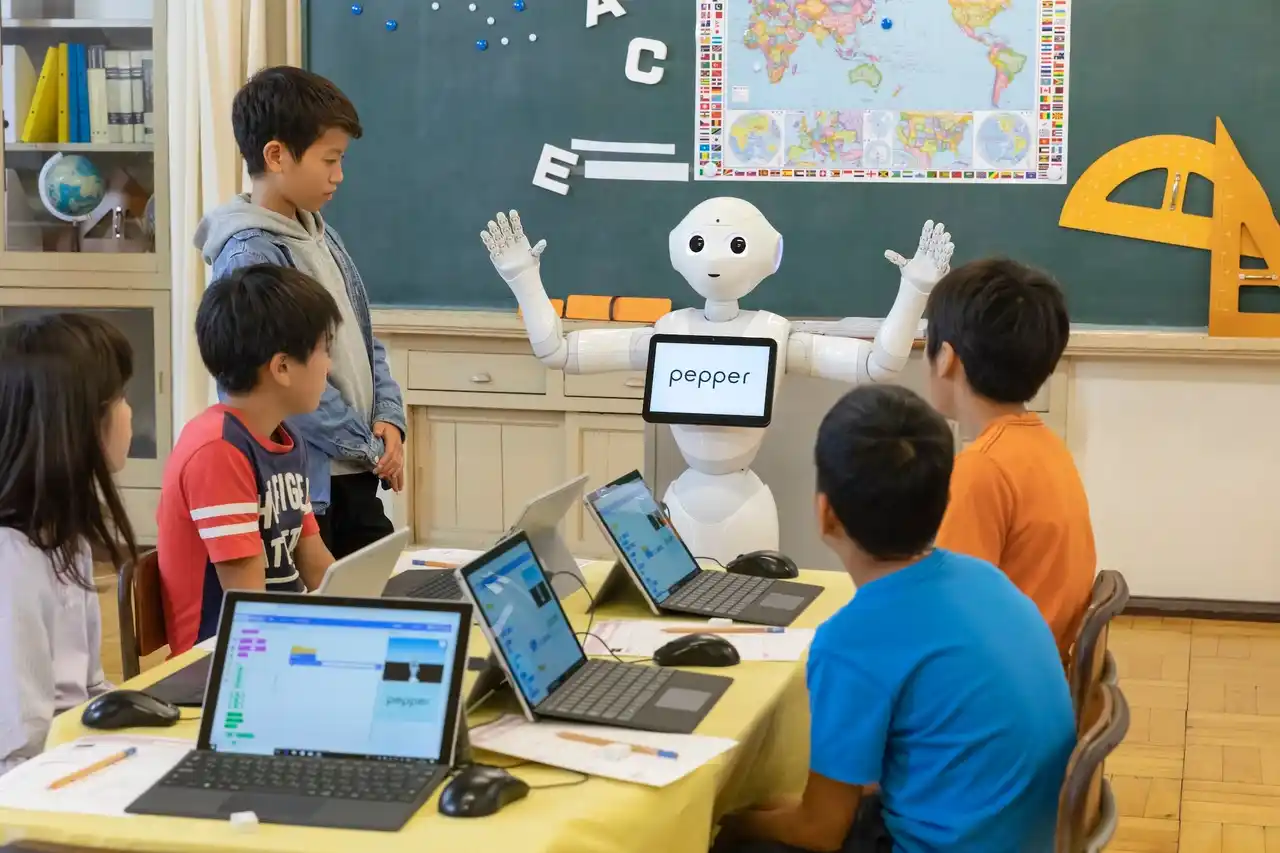 【ソフトバンクロボティクス株式会社】 大阪・関西万博「ミライキッズラボ」にPepper for Educationを出展