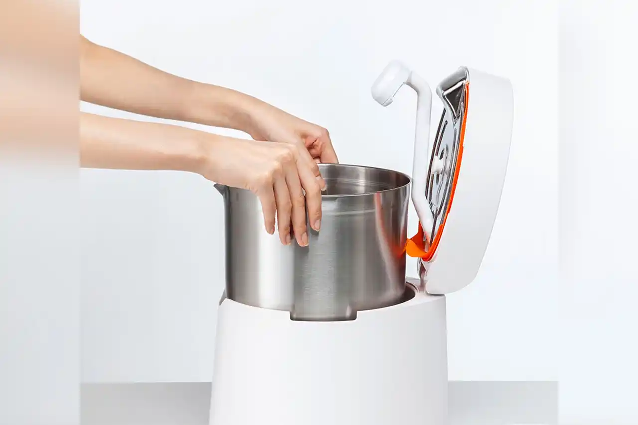 【Carepod Japan 株式会社】 【暮らしを変える新世代加湿器】空気と空間を同時に整える『7カラームードインテリア加湿器 Lighting (J40LS)』